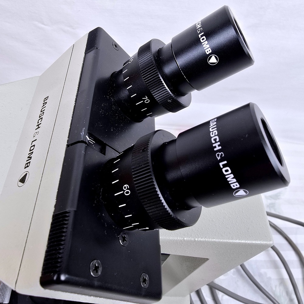 Vintage Bausch & Lomb Galen II Compound‎ Microscope, circa 1980s, Made in Japan. - Picture 11 of 17